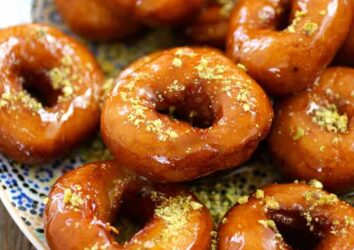 Bambalouni (Tunisian Doughnuts)