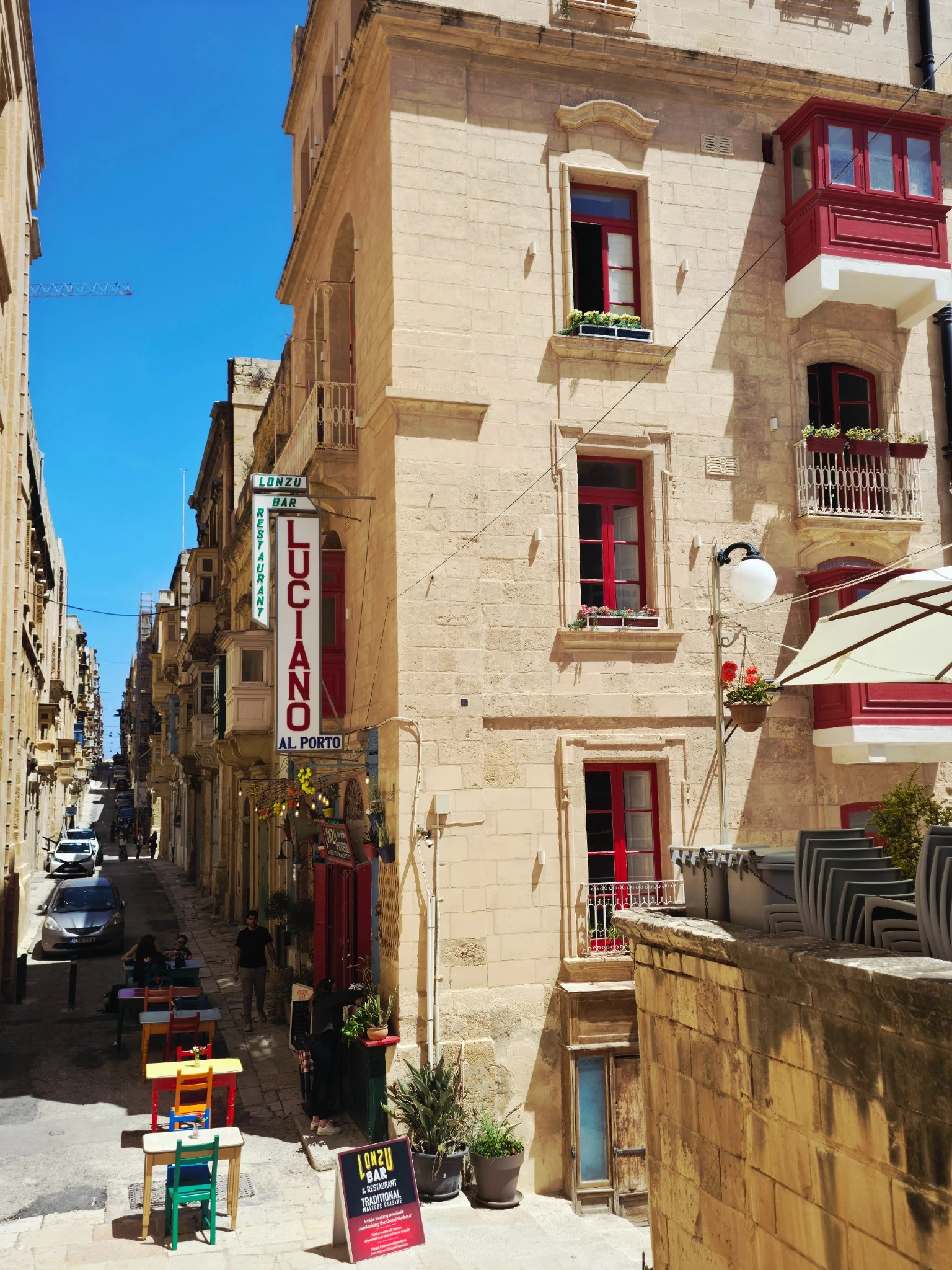 Street café on the steps in Valletta