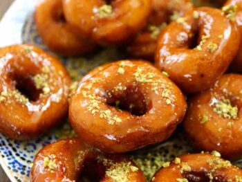 Bambalouni (Tunisian Doughnuts)